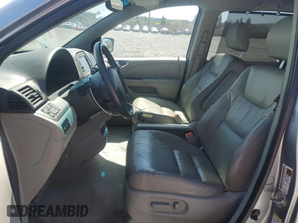 2007 Honda Odyssey Touring z VIN 5FNRL38857B041567, wystawiony jako Copart lot #49644435 z przebiegiem 219 052 mil mil oraz Szkoda całkowita • Salvage title. Historia ofert i sprzedaży dostępna na DreamBid. Obrazek 7.