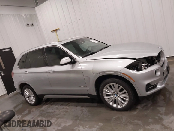 2017 BMW X5 xDrive35d with VIN 5UXKS4C33H0Y16355, listed as a IAAI auction lot 41392748 with 114,973 mi miles. Bid and sale history available at carsss.com. Image 13.
