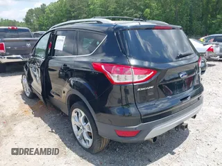 2013 Ford Escape Titanium с VIN 1FMCU9J97DUB91431, выставлен на аукционе IAAI как лот 42305990 с пробегом 166 464 миль миль и . История ставок и продаж доступна на DreamBid. Изображение 3.
