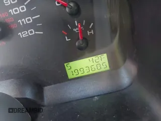 2007 Ford F-150 XLT с VIN 1FTPX14537FB56983, выставлен на аукционе IAAI как лот 41556991 с пробегом 199 368 миль миль и . История ставок и продаж доступна на DreamBid. Изображение 7.