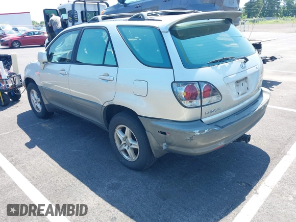 2003 Lexus RX 300 with VIN JTJHF10U330300255, listed as a IAAI auction lot 42533928 with 313,540 mi miles and . Bid and sale history available at DreamBid. Image 3.