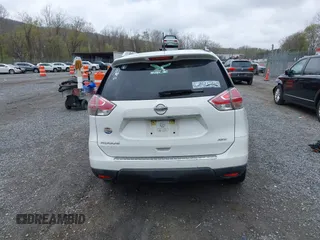 2016 Nissan Rogue SV with VIN KNMAT2MV7GP713086, listed as a IAAI auction lot 42021596 with 118,290 mi miles and . Bid and sale history available at carsss.com. Image 16.