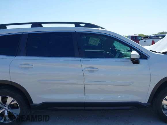 2020 Subaru Ascent Premium with VIN 4S4WMAFD1L3441651, listed as a IAAI auction lot 41961481 with 91,184 mi miles and . Bid and sale history available at DreamBid. Image 14.