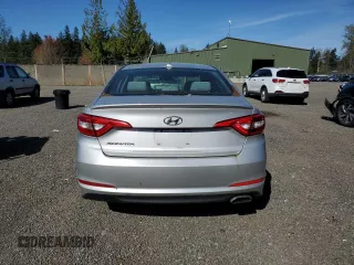 2015 Hyundai Sonata SE with VIN 5NPE24AF0FH060091, listed as a Copart auction lot 53171875 with 152,354 mi miles and Clean Title. Bid and sale history available at carsss.com. Image 6.