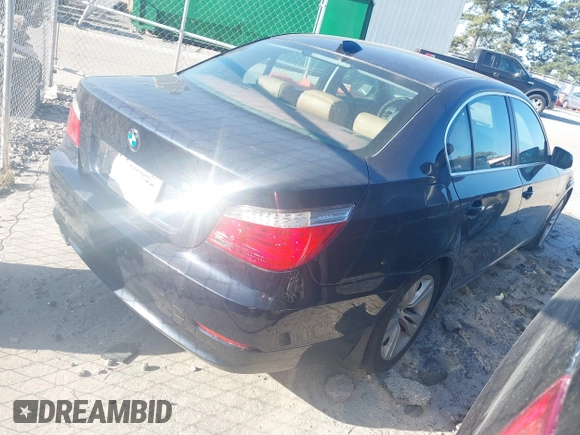 2009 BMW 5 Series 528i with VIN WBANU53569C118934, listed as a IAAI auction lot 41935178 with 208,848 mi miles and . Bid and sale history available at carsss.com. Image 4.