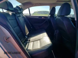 2013 Volkswagen Jetta TDI w/Premium с VIN 3VWLL7AJ3DM431369, выставлен на аукционе Copart как лот 59172495 с пробегом 117 976 миль миль и Списание • Salvage title. История ставок и продаж доступна на DreamBid. Изображение 10.