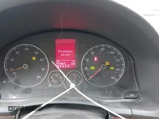 2008 Volkswagen Eos Lux with VIN WVWFA71F88V003763, listed as a IAAI auction lot 42075912 with 157,667 mi miles and . Bid and sale history available at DreamBid. Image 7.