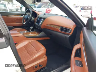 2019 Maserati Levante S with VIN ZN661YUS1KX318915, listed as a IAAI auction lot 41949952 with 74,355 mi miles. Bid and sale history available at carsss.com. Image 5.