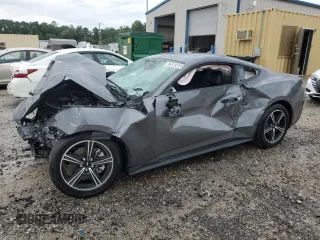 2025 Ford Mustang EcoBoost z VIN 1FA6P8TH2S5120979, wystawiony jako Copart lot #62358565 z przebiegiem Nie podano mil oraz Nie do naprawy • Non repairable. Historia ofert i sprzedaży dostępna na DreamBid. Obrazek 1.
