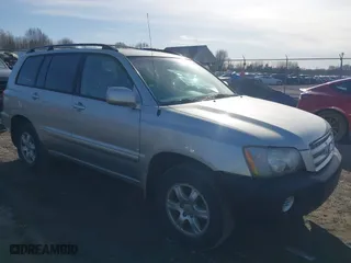 2003 Toyota Highlander with VIN JTEHF21A030157807, listed as a IAAI auction lot 41822036 with 253,295 mi miles. Bid and sale history available at carsss.com. Image 1.