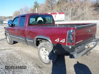 2002 Chevrolet Silverado 1500 LT with VIN 2GCEK19T421125920, listed as a IAAI auction lot 41605469 with 280,521 mi miles. Bid and sale history available at carsss.com. Image 3.