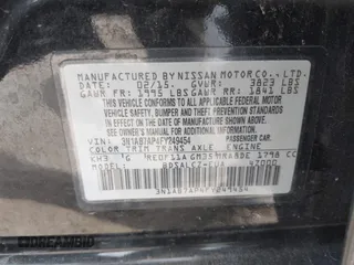 2015 Nissan Sentra SV with VIN 3N1AB7AP4FY249454, listed as a IAAI auction lot 42189811 with 179,781 mi miles and . Bid and sale history available at DreamBid. Image 9.