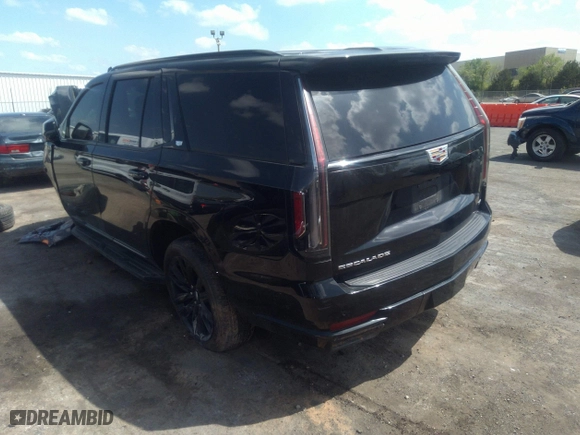 2021 Cadillac Escalade Sport Platinum with VIN 1GYS4GKL7MR422551, listed as a IAAI auction lot 36324570 with 22,509 mi miles. Bid and sale history available at carsss.com. Image 3.