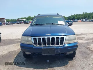 2002 Jeep Grand Cherokee Laredo with VIN 1J8GW48SX2C270339, listed as a IAAI auction lot 42390842 with Not provided miles and . Bid and sale history available at DreamBid. Image 11.