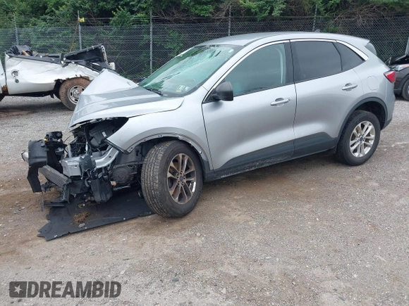2022 Ford Escape SE z VIN 1FMCU9G60NUA45967, wystawiony jako IAAI lot #42459246 z przebiegiem Nie podano mil oraz . Historia ofert i sprzedaży dostępna na DreamBid. Obrazek 17.