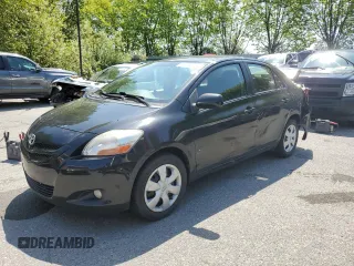 2008 Toyota Yaris z VIN JTDBT923084037047, wystawiony jako Copart lot #59408035 z przebiegiem 100 566 mil mil oraz Czysty tytuł • Clean title. Historia ofert i sprzedaży dostępna na DreamBid. Obrazek 1.