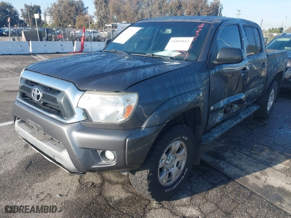 2013 Toyota Tacoma with VIN 3TMLU4EN1DM103640, listed as a IAAI auction lot 41809413 with 147,353 mi miles. Bid and sale history available at carsss.com. Image 17.