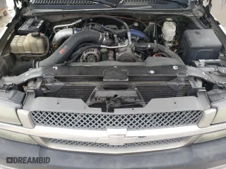 2003 Chevrolet Silverado 2500HD LS with VIN 1GCHK23163F153738, listed as a Copart auction lot 48056735 with 243,251 mi miles and Salvage Title. Bid and sale history available at carsss.com. Image 12.