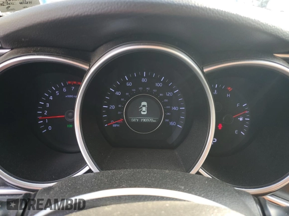 2014 Kia Optima LX with VIN 5XXGM4A77EG318466, listed as a Copart auction lot 65451805 with 196,970 mi miles and Clean title. Bid and sale history available at DreamBid. Image 9.