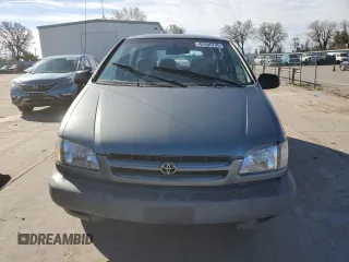 1999 Toyota Sienna CE with VIN 4T3ZF19C6XU098787, listed as a Copart auction lot 47465735 with 176,082 mi miles and Salvage Title. Bid and sale history available at carsss.com. Image 5.