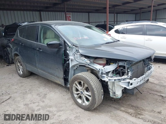 2019 Ford Escape SE with VIN 1FMCU9G91KUC08423, listed as a IAAI auction lot 41686542 with 87,329 mi miles. Bid and sale history available at carsss.com. Image 1.