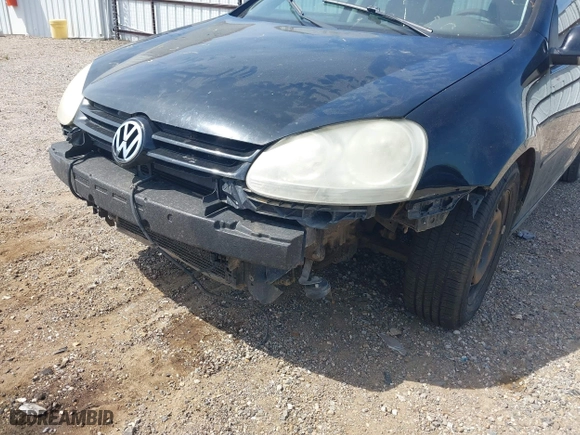 2008 Volkswagen Rabbit S with VIN WVWDA71K88W155816, listed as a IAAI auction lot 42035852 with 211,848 mi miles. Bid and sale history available at carsss.com. Image 12.