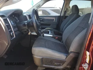2018 Ram 1500 Big Horn z VIN 3C6RR6LT9JG225270, wystawiony jako Copart lot #42059035 z przebiegiem 109 693 mil mil oraz Szkoda całkowita • Salvage title. Historia ofert i sprzedaży dostępna na DreamBid. Obrazek 7.