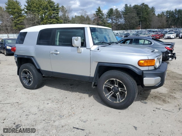 2007 Toyota FJ Cruiser with VIN JTEBU11F370061743, listed as a Copart auction lot 50902755 with 202,579 mi miles and Clean Title. Bid and sale history available at carsss.com. Image 4.