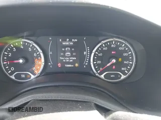 2018 Jeep Renegade Sport with VIN ZACCJBAB8JPJ55880, listed as a IAAI auction lot 42542969 with 70,989 mi miles and . Bid and sale history available at DreamBid. Image 7.