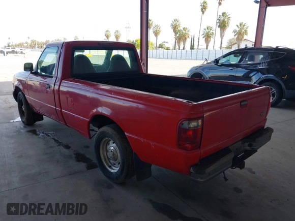 2001 Ford Ranger XL z VIN 1FTYR10U01PA78174, wystawiony jako IAAI lot #42027665 z przebiegiem 120 372 mil mil oraz . Historia ofert i sprzedaży dostępna na DreamBid. Obrazek 3.