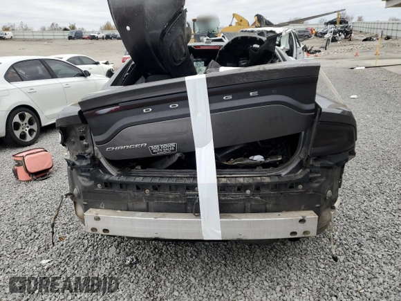 2015 Dodge Charger SE z VIN 2C3CDXBG3FH874209, wystawiony jako Copart lot #82382364 z przebiegiem Nie podano mil oraz Nie do naprawy • Non repairable. Historia ofert i sprzedaży dostępna na DreamBid. Obrazek 6.