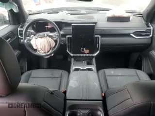 2024 GMC Acadia FWD Elevation z VIN 1GKENKKS3RJ176473, wystawiony jako Copart lot #78731624 z przebiegiem 4682 mil mil oraz Tytuł czysty. Historia ofert i sprzedaży dostępna na DreamBid. Obrazek 8.