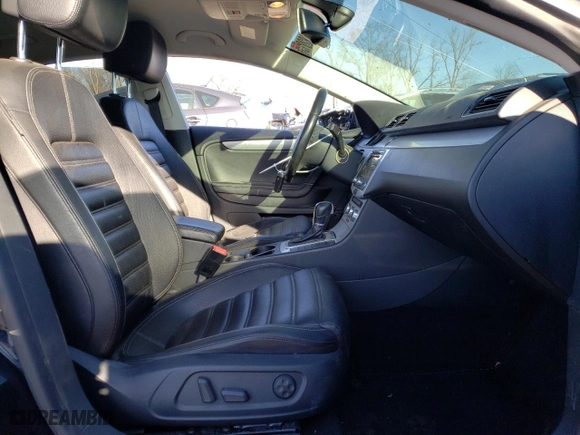 2014 Volkswagen CC Sport with VIN WVWBP7AN9EE536933, listed as a Copart auction lot 88482015 with 148,818 mi miles and Salvage Title. Bid and sale history available at carsss.com. Image 7.