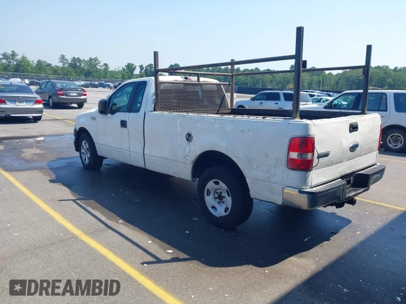 2008 Ford F-150 XL z VIN 1FTRF12W68KD45630, wystawiony jako IAAI lot #42544831 z przebiegiem 371 879 mil mil oraz . Historia ofert i sprzedaży dostępna na DreamBid. Obrazek 3.
