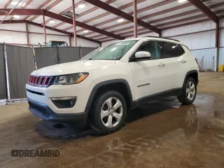 2018 Jeep Compass Latitude z VIN 3C4NJDBB1JT179193, wystawiony jako Copart lot #48971715 z przebiegiem 179 731 mil mil oraz Tytuł czysty. Historia ofert i sprzedaży dostępna na DreamBid. Obrazek 1.