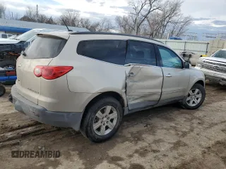 2011 Chevrolet Traverse 1LT with VIN 1GNKVGED3BJ413453, listed as a Copart auction lot 43238195 with 179,024 mi miles and Salvage Title. Bid and sale history available at DreamBid. Image 3.
