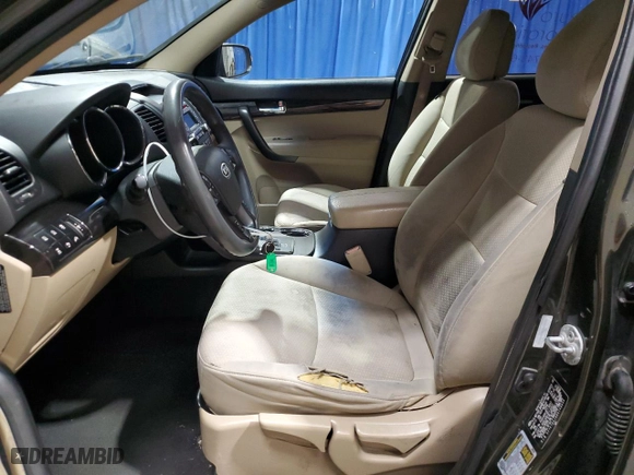 2011 Kia Sorento LX with VIN 5XYKTDA18BG148635, listed as a Copart auction lot 50784575 with 206,046 mi miles and Clean Title. Bid and sale history available at carsss.com. Image 7.