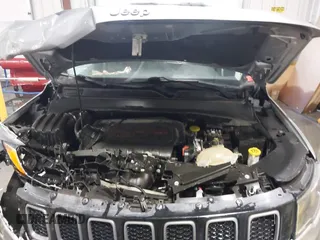 2019 Jeep Compass Trailhawk with VIN 3C4NJDDB9KT765459, listed as a IAAI auction lot 41319891 with 83,860 mi miles and . Bid and sale history available at carsss.com. Image 10.
