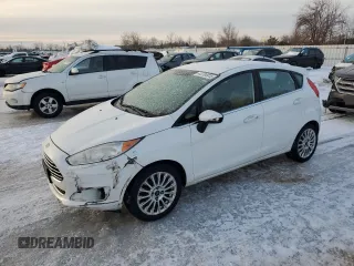 2015 Ford Fiesta Titanium z VIN 3FADP4FJ3FM209443, wystawiony jako Copart lot #43784915 z przebiegiem 349 400 mil mil oraz Czysty tytuł • Clean title. Historia ofert i sprzedaży dostępna na DreamBid. Obrazek 1.