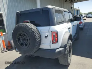 2022 Ford Bronco с VIN 1FMEE5DP1NLB68923, выставлен на аукционе IAAI как лот 42844194 с пробегом 20 202 миль миль и . История ставок и продаж доступна на DreamBid. Изображение 12.