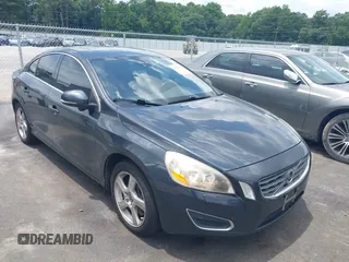 2012 Volvo S60 T5 with VIN YV1622FS8C2119975, listed as a IAAI auction lot 42647679 with 143,661 mi miles and . Bid and sale history available at DreamBid. Image 1.