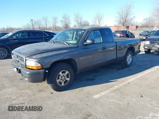 2002 Dodge Dakota Sport with VIN 1B7GL32X52S564722, listed as a IAAI auction lot 41455669 with 211,890 mi miles. Bid and sale history available at carsss.com. Image 2.