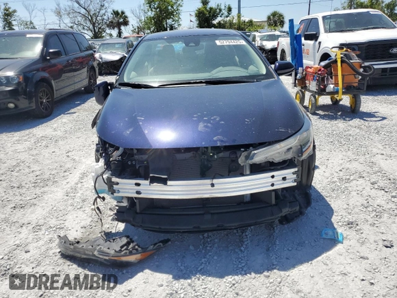 2022 Toyota Corolla LE with VIN 5YFEPMAE4NP367435, listed as a Copart auction lot 52794425 with 28,906 mi miles and Salvage Title. Bid and sale history available at carsss.com. Image 5.