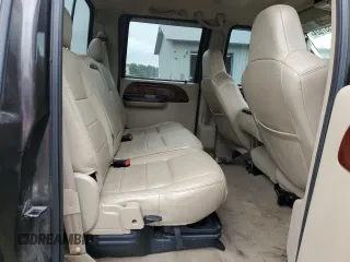 2007 Ford F-250 XL with VIN 1FTSW21567EA04547, listed as a Copart auction lot 70557524 with 123,408 mi miles and Salvage title. Bid and sale history available at DreamBid. Image 10.