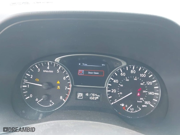 2014 Nissan Pathfinder Platinum with VIN 5N1AR2MN7EC690536, listed as a IAAI auction lot 41815660 with 161,754 mi miles. Bid and sale history available at carsss.com. Image 7.