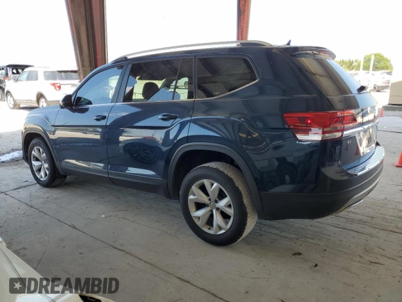 2018 Volkswagen Atlas SE with VIN 1V2DR2CA2JC579756, listed as a Copart auction lot 52103165 with 102,437 mi miles and Salvage title. Bid and sale history available at DreamBid. Image 2.