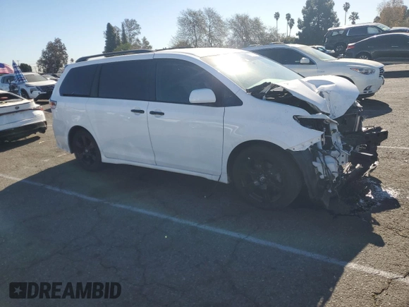 2020 Toyota Sienna SE with VIN 5TDXZ3DC9LS030514, listed as a Copart auction lot 87978135 with 40,316 mi miles and Salvage Title. Bid and sale history available at carsss.com. Image 4.