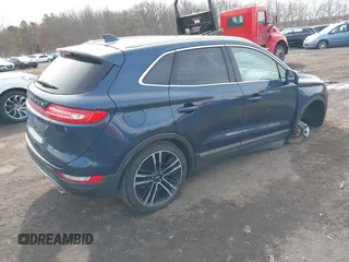 2017 Lincoln MKC Reserve z VIN 5LMTJ3DH0HUL70096, wystawiony jako IAAI lot #41621892 z przebiegiem 115 071 mil mil oraz . Historia ofert i sprzedaży dostępna na DreamBid. Obrazek 4.