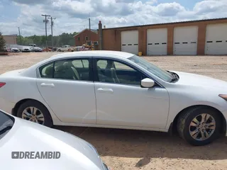 2011 Honda Accord SE с VIN 1HGCP2F61BA050632, выставлен на аукционе IAAI как лот 42091398 с пробегом 356 866 миль миль и . История ставок и продаж доступна на DreamBid. Изображение 13.