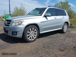 2012 Mercedes-Benz GLK-Class GLK 350 with VIN WDCGG8HB0CF740884, listed as a IAAI auction lot 42111418 with 75,844 mi miles. Bid and sale history available at carsss.com. Image 20.